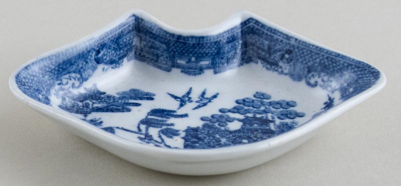 Dish small c1820
